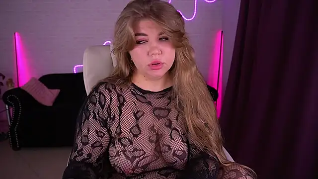 GabbieJay online show from November 2025 02:10:01 PM