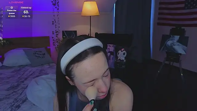 Hayle Hill online show from March 2026 12:34:02 AM