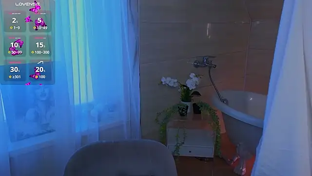 Hayle Hill online show from March 2026 02:28:01 AM