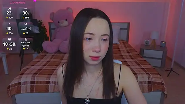 Hayle Hill online show from April 2026 12:47:02 AM