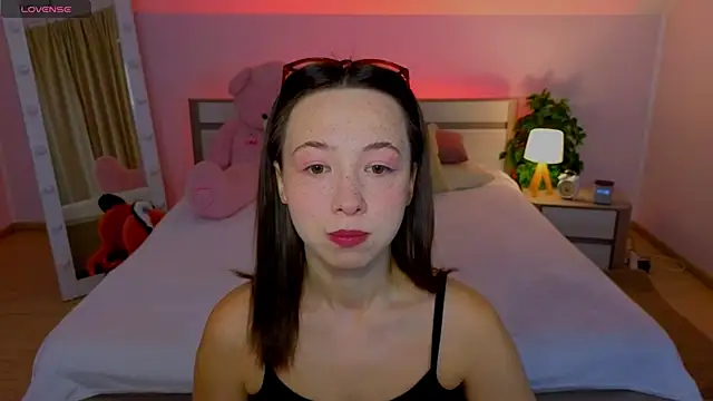 Snapshot of Hayle_Hill chatting on November 2025 01:55:02 AM Hayle Hill online show from November 2025 01:55:02 AM