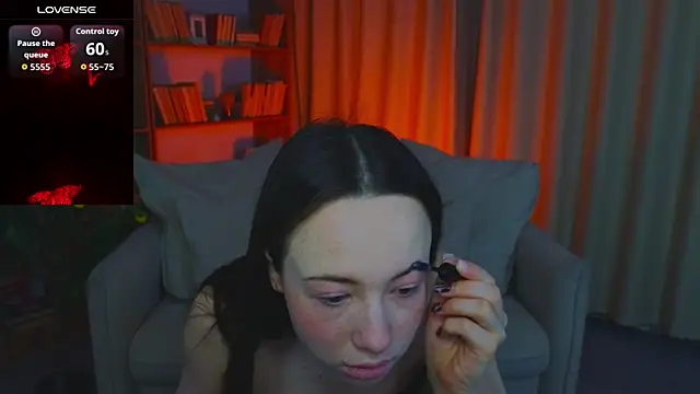 Snapshot of Hayle_Hill chatting on March 2026 12:33:02 AM Hayle Hill online show from March 2026 12:33:02 AM