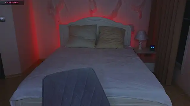 Snapshot of Hayle_Hill chatting on October 2025 11:38:01 PM Hayle Hill online show from October 2025 11:38:01 PM