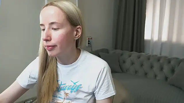 Cassie Kelman online show from April 2026 09:19:02 PM