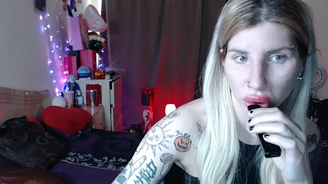 BLACKPeonyy online show from October 2025 11:09:01 AM
