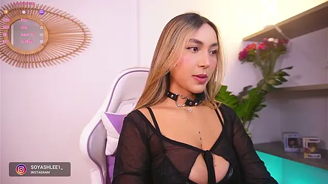 Snapshot of ashley2004_x chatting on October 2025 12:01:01 AM ashley2004 x online show from October 2025 12:01:01 AM