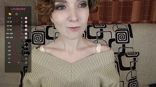 Snapshot of TinaWince chatting on November 2025 04:27:02 AM TinaWince online show from November 2025 04:27:02 AM