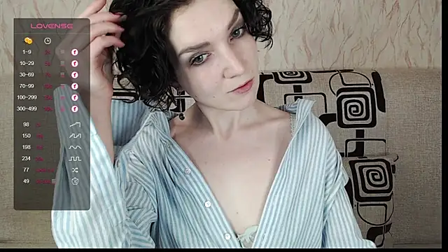 Snapshot of TinaWince chatting on March 2025 05:43:02 AM TinaWince online show from March 2025 05:43:02 AM