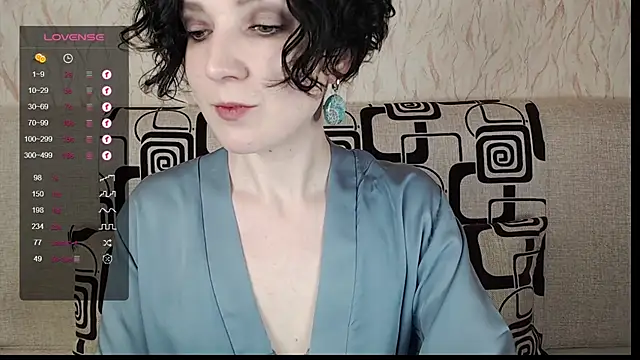 Snapshot of TinaWince chatting on March 2025 06:11:02 AM TinaWince online show from March 2025 06:11:02 AM