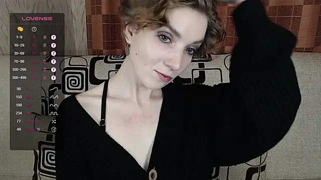 TinaWince online show from December 2025 04:58:02 AM