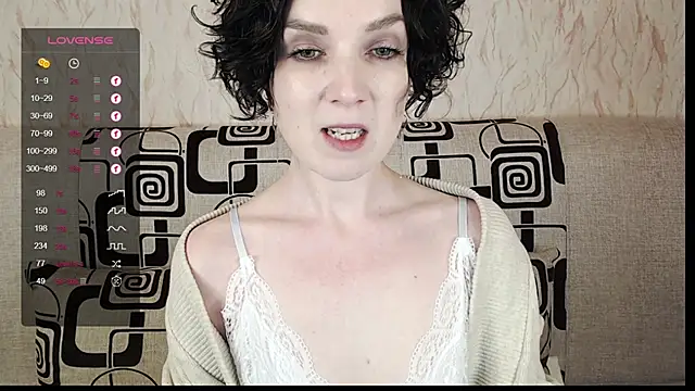 Snapshot of TinaWince chatting on March 2025 09:32:02 AM TinaWince online show from March 2025 09:32:02 AM