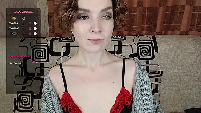 Snapshot of TinaWince chatting on November 2025 04:46:02 AM TinaWince online show from November 2025 04:46:02 AM