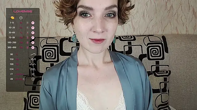 Snapshot of TinaWince chatting on October 2025 04:54:01 AM TinaWince online show from October 2025 04:54:01 AM