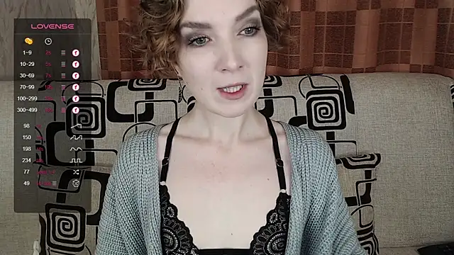 Snapshot of TinaWince chatting on November 2025 04:38:02 AM TinaWince online show from November 2025 04:38:02 AM