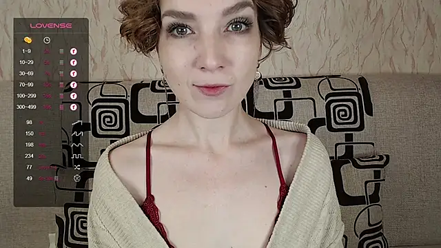 Snapshot of TinaWince chatting on October 2025 04:44:02 AM TinaWince online show from October 2025 04:44:02 AM