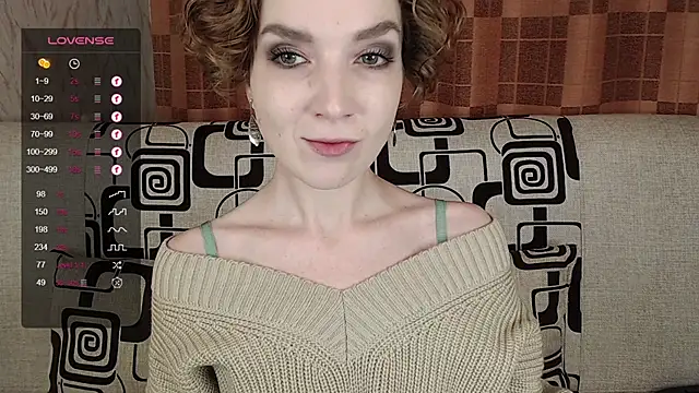 Snapshot of TinaWince chatting on November 2025 04:39:02 AM TinaWince online show from November 2025 04:39:02 AM