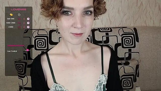 Snapshot of TinaWince chatting on September 2025 04:50:02 AM TinaWince online show from September 2025 04:50:02 AM