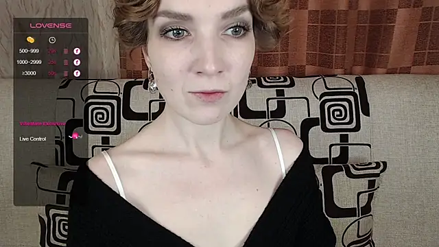 TinaWince online show from December 2025 04:48:02 AM