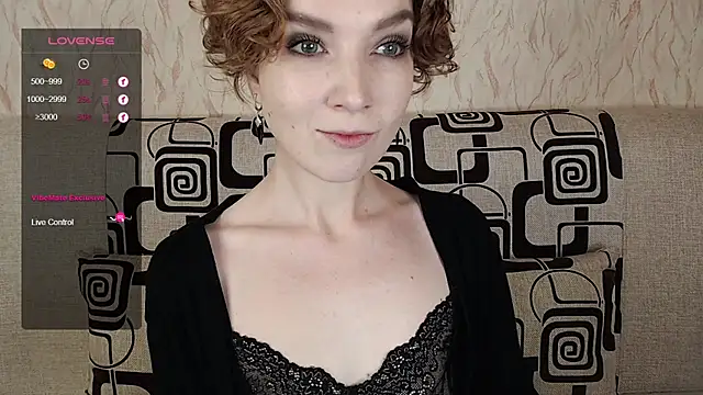 Snapshot of TinaWince chatting on September 2025 04:41:02 AM TinaWince online show from September 2025 04:41:02 AM