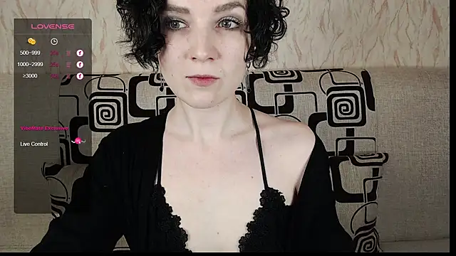 Snapshot of TinaWince chatting on March 2025 06:08:02 AM TinaWince online show from March 2025 06:08:02 AM