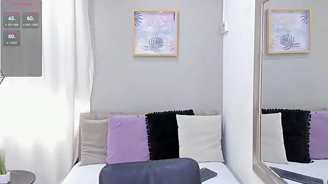 Snapshot of _alaiasmile_ chatting on November 2025 07:19:01 PM alaiasmile online show from November 2025 07:19:01 PM