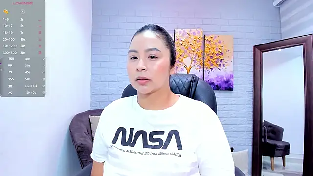  alaiasmile  online show from May 2026 07:21:02 PM