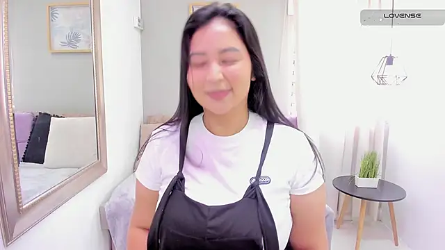  alaiasmile  online show from June 2026 04:56:02 PM