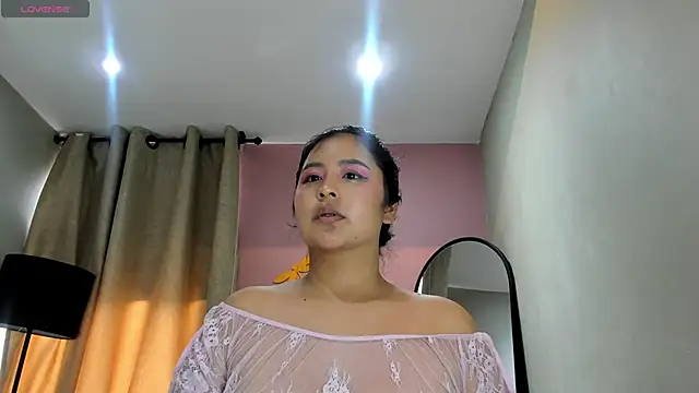 Snapshot of _alaiasmile_ chatting on March 2025 06:11:02 PM alaiasmile online show from March 2025 06:11:02 PM