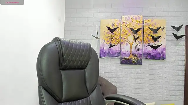 Snapshot of _alaiasmile_ chatting on October 2025 04:14:01 PM alaiasmile online show from October 2025 04:14:01 PM