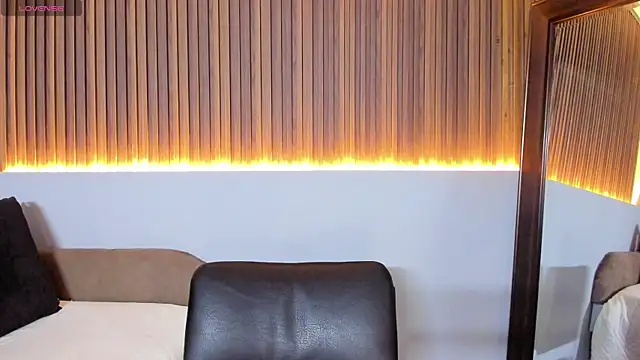 alaiasmile  online show from June 2026 07:12:02 PM