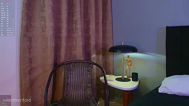 Valentinoford online show from October 2025 07:36:01 PM