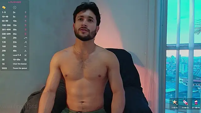 Valentinoford online show from March 2025 10:58:02 PM