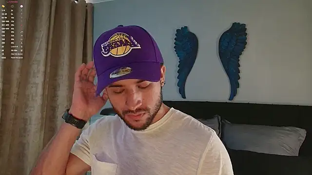 Snapshot of Valentinoford chatting on February 2026 09:14:01 PM Valentinoford online show from February 2026 09:14:01 PM