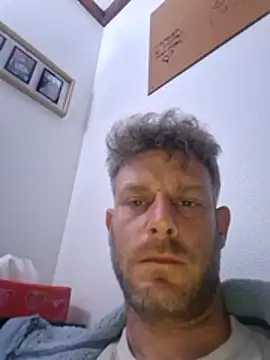 Jonjon3669 online show from April 2026 11:06:01 PM