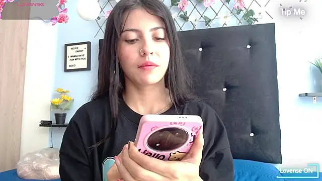 evatits 1 online show from November 2025 01:12:02 PM