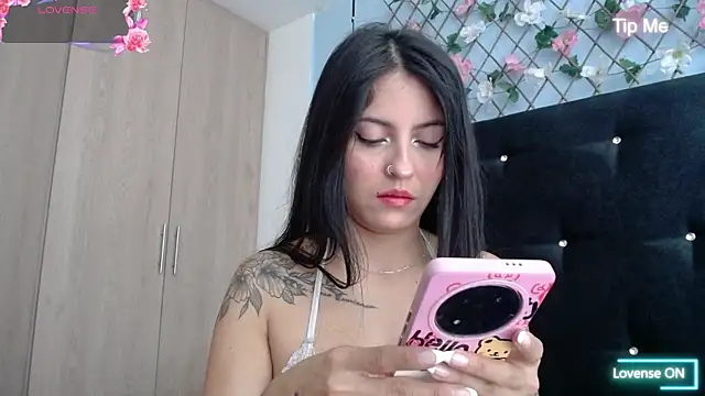 evatits 1 online show from December 2025 12:26:01 PM