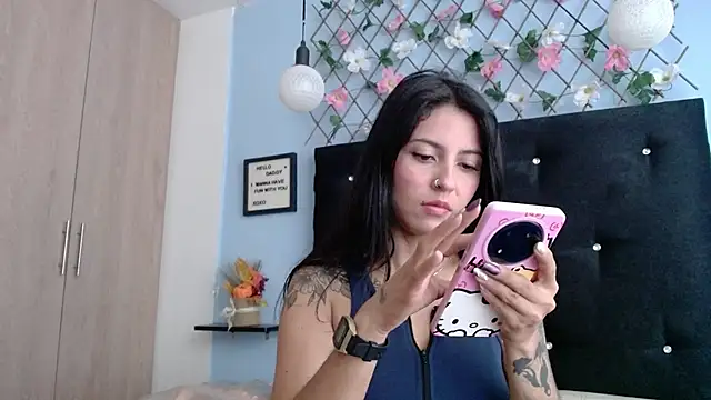 evatits 1 online show from November 2025 12:09:01 PM