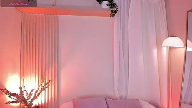 mara brooks online show from April 2026 11:06:01 PM