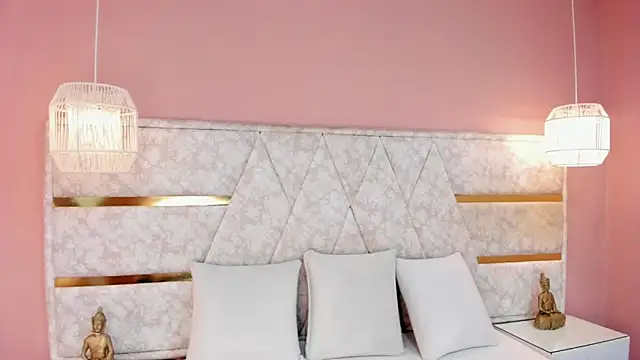 mara brooks online show from February 2026 10:17:01 PM