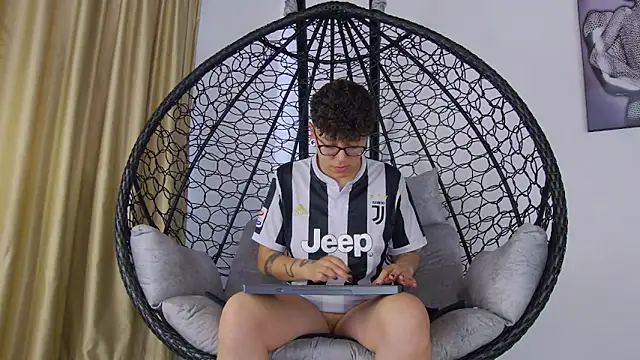 alex noa online show from April 2026 07:31:01 PM