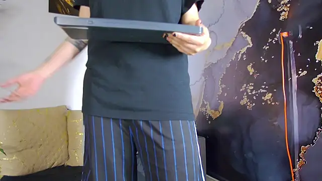 alex noa online show from March 2026 07:37:02 PM