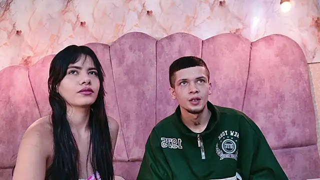 kendalltaylorr online show from November 2025 12:38:02 PM