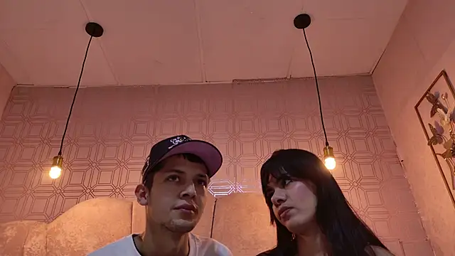 kendalltaylorr online show from October 2025 12:15:02 PM