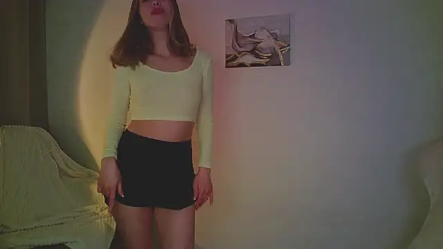 mia raspberrie online show from March 2026 08:32:01 PM