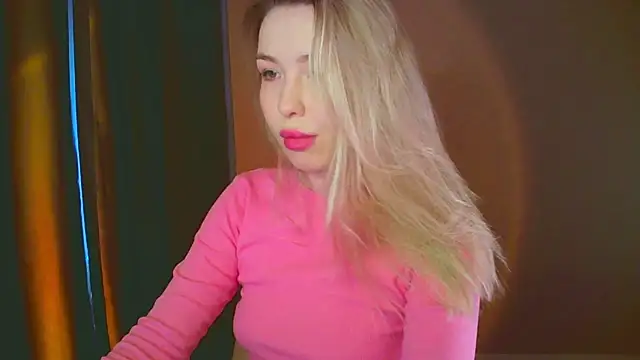 Snapshot of mia_raspberrie chatting on December 2024 08:21:02 AM mia raspberrie online show from December 2024 08:21:02 AM