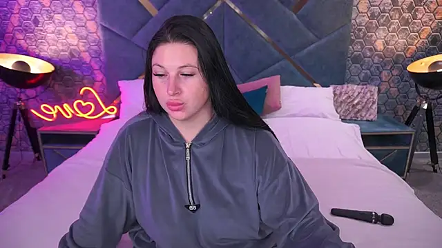 ArianaDarkk online show from November 2025 06:07:02 PM