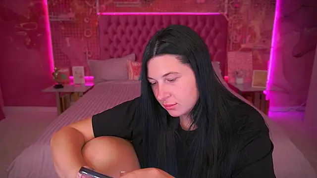 Snapshot of ArianaDarkk chatting on October 2025 07:48:02 PM ArianaDarkk online show from October 2025 07:48:02 PM