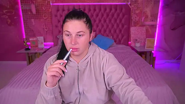 Snapshot of ArianaDarkk chatting on October 2025 07:48:01 PM ArianaDarkk online show from October 2025 07:48:01 PM