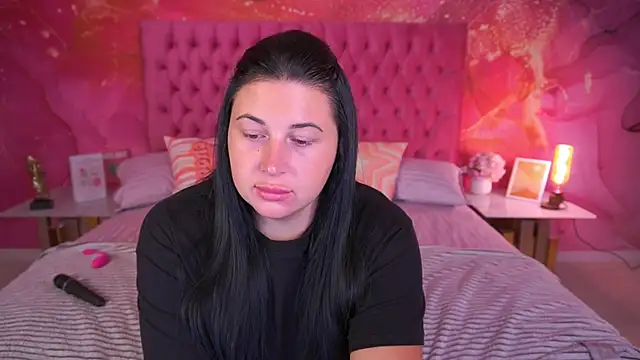 Snapshot of ArianaDarkk chatting on September 2025 04:25:02 PM ArianaDarkk online show from September 2025 04:25:02 PM
