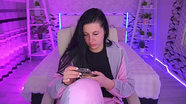 ArianaDarkk online show from April 2026 07:59:01 PM